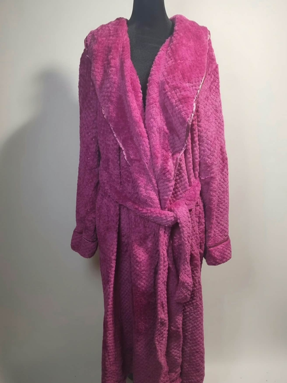 LOF Plush Shawl Robe in Fuchsia